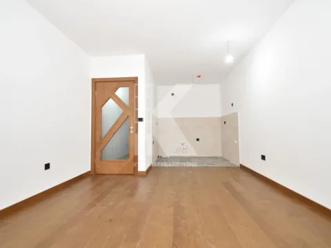 Rent, office space, 49m², Ljubović, Podgorica - image 2