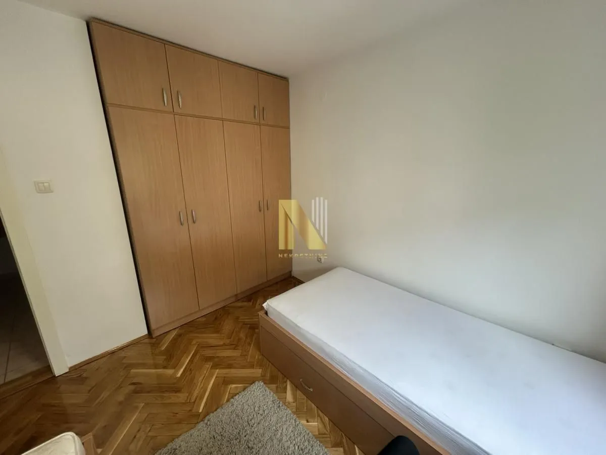 Izdavanje, jednosoban stan, 37m², Socijalno, Novi Sad Sve Podlokacije