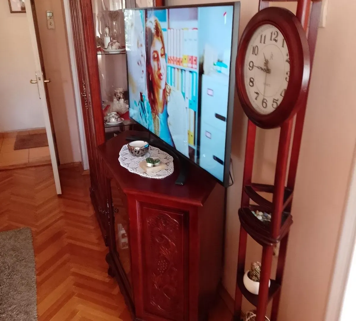 Prodaja, dvosoban stan, 64m², Pejton, Podgorica