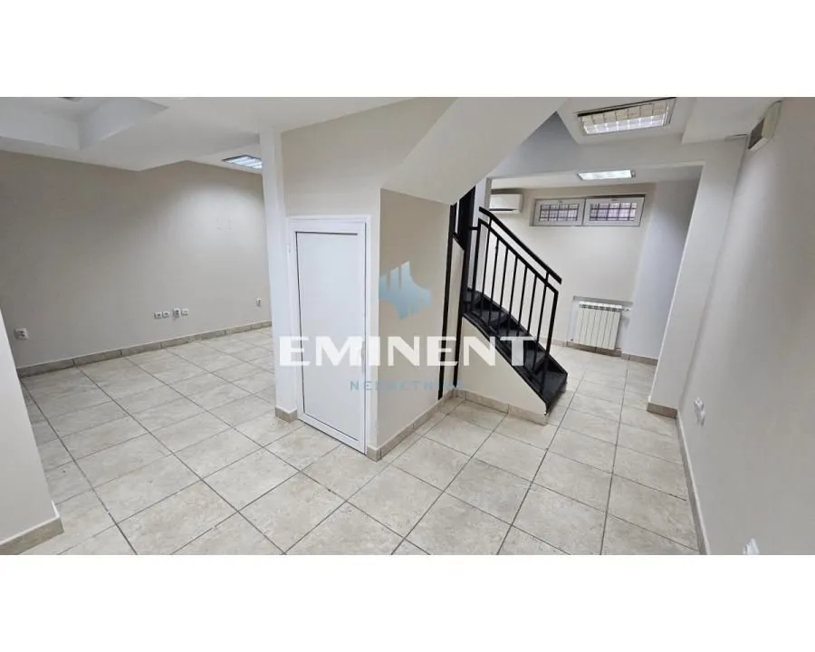 Rent, office space, 69m², Novi Beograd Blok 29, Novi Beograd Sve Podlokacije