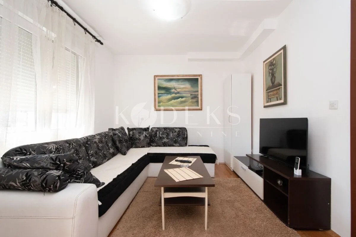 Rent, studio apartment, 27m², Stari Aerodrom, Podgorica