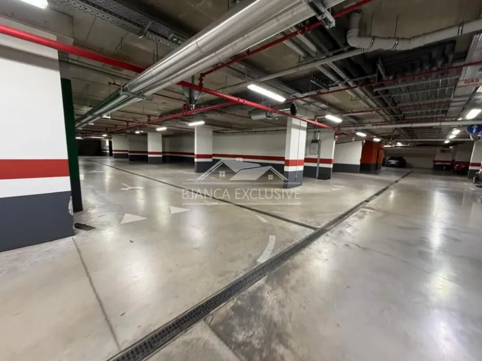 Prodaja, parking/garaža, 13m², Novi Beograd Blok 63, Novi Beograd Sve Podlokacije