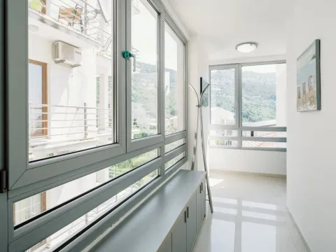 Sale, two bedroom apartment, 76m², Budva, Crna Gora - image 24