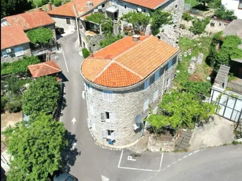 Prodaja, kuća, 150m², Budva, Crna Gora - image 13