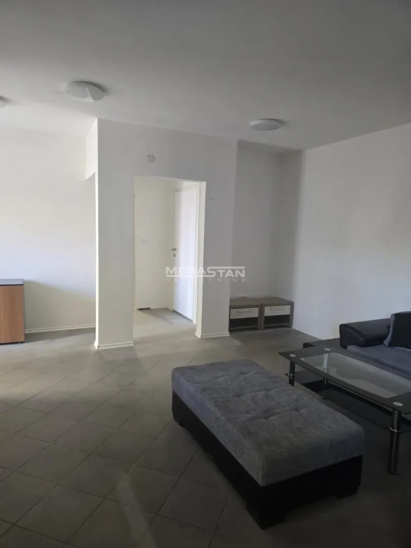 Rent, two bedroom apartment, 59m², Žarkovo, Beograd