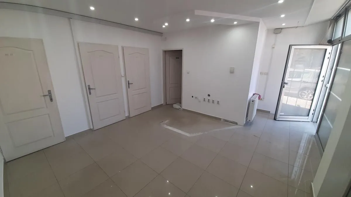 Rent, office space, 100m², Salajka, Novi Sad Sve Podlokacije