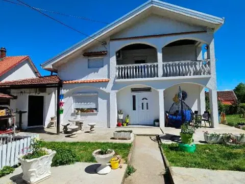 Sale, house, 103m², Barajevo (mesto), Barajevo