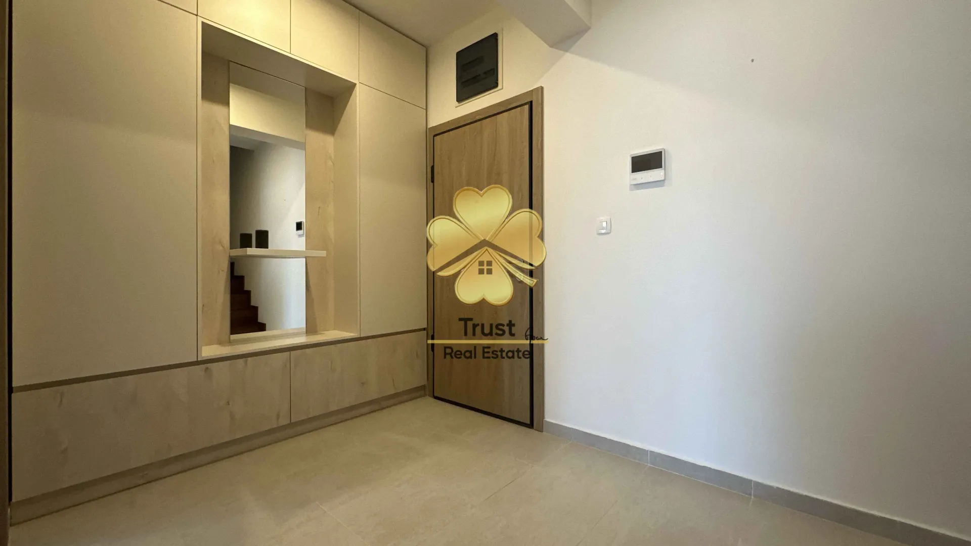 Rent, four bedroom apartment, 110m², Master Kvart, Podgorica