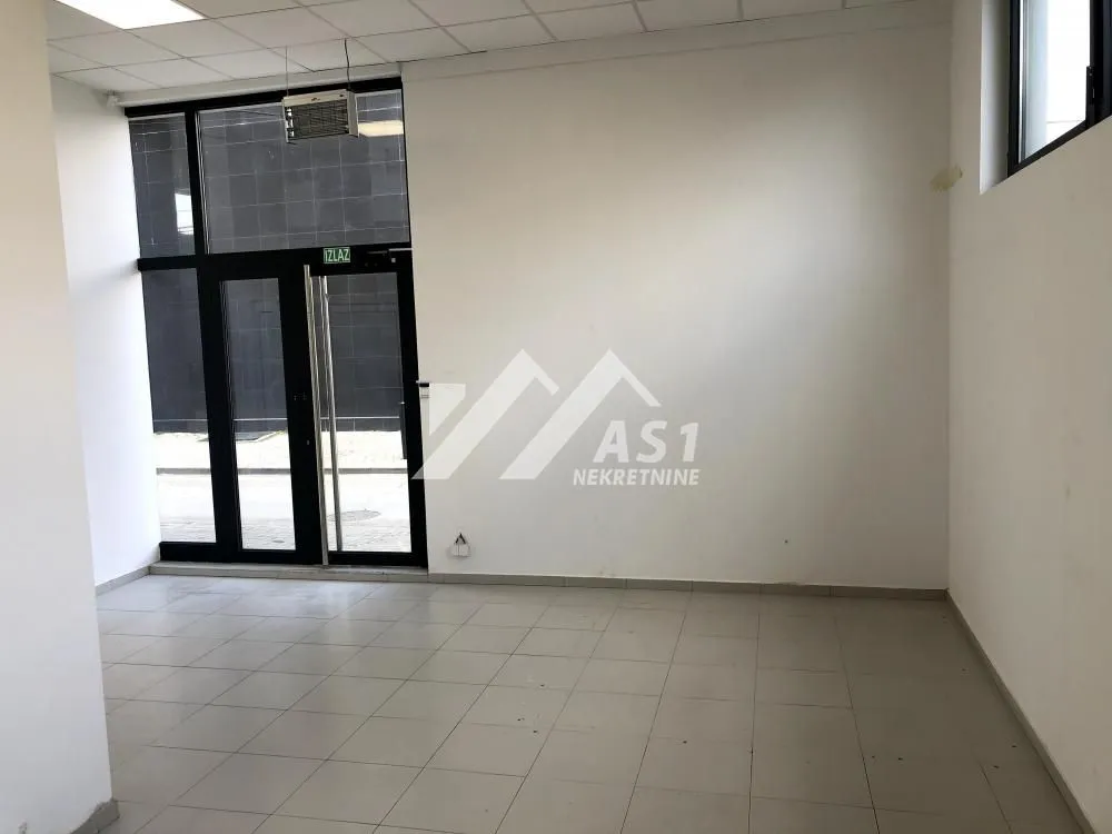 Rent, office space, 330m², Telep, Novi Sad Sve Podlokacije