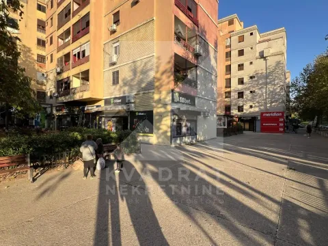 Prodaja, četvorosoban stan, 102m², Lepa Kata, Podgorica - image 6