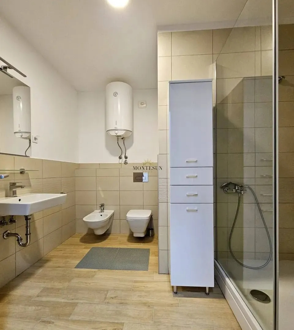 Rent, two bedroom apartment, 78m², Budva, Crna Gora