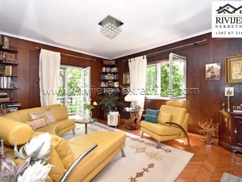 Sale, house, 406m², Igalo, Herceg Novi