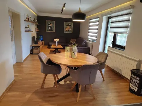 Izdavanje, kuća, 158m², Adice, Novi Sad Sve Podlokacije