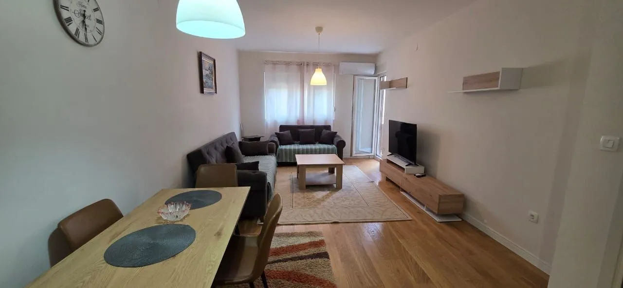 Prodaja, jednosoban stan, 49m², Central Point, Podgorica