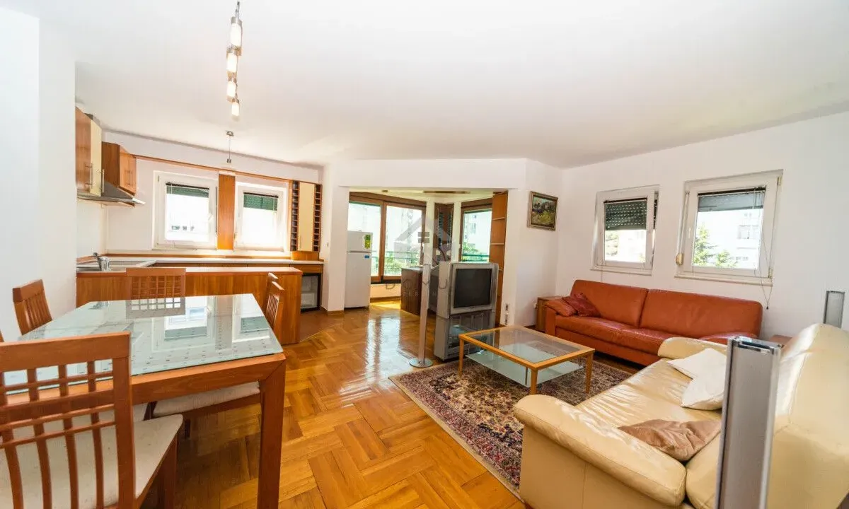 Rent, one bedroom apartment, 60m², Preko Morače, Podgorica