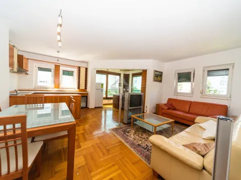 Rent, one bedroom apartment, 60m², Preko Morače, Podgorica - image 1