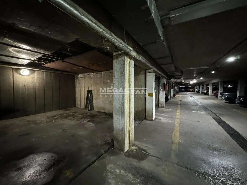 Prodaja, parking/garaža, 10m², Novi Beograd Blok 22, Novi Beograd Sve Podlokacije