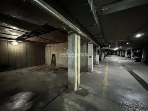 Sale, parking/garage, 10m², Novi Beograd Blok 22, Novi Beograd Sve Podlokacije