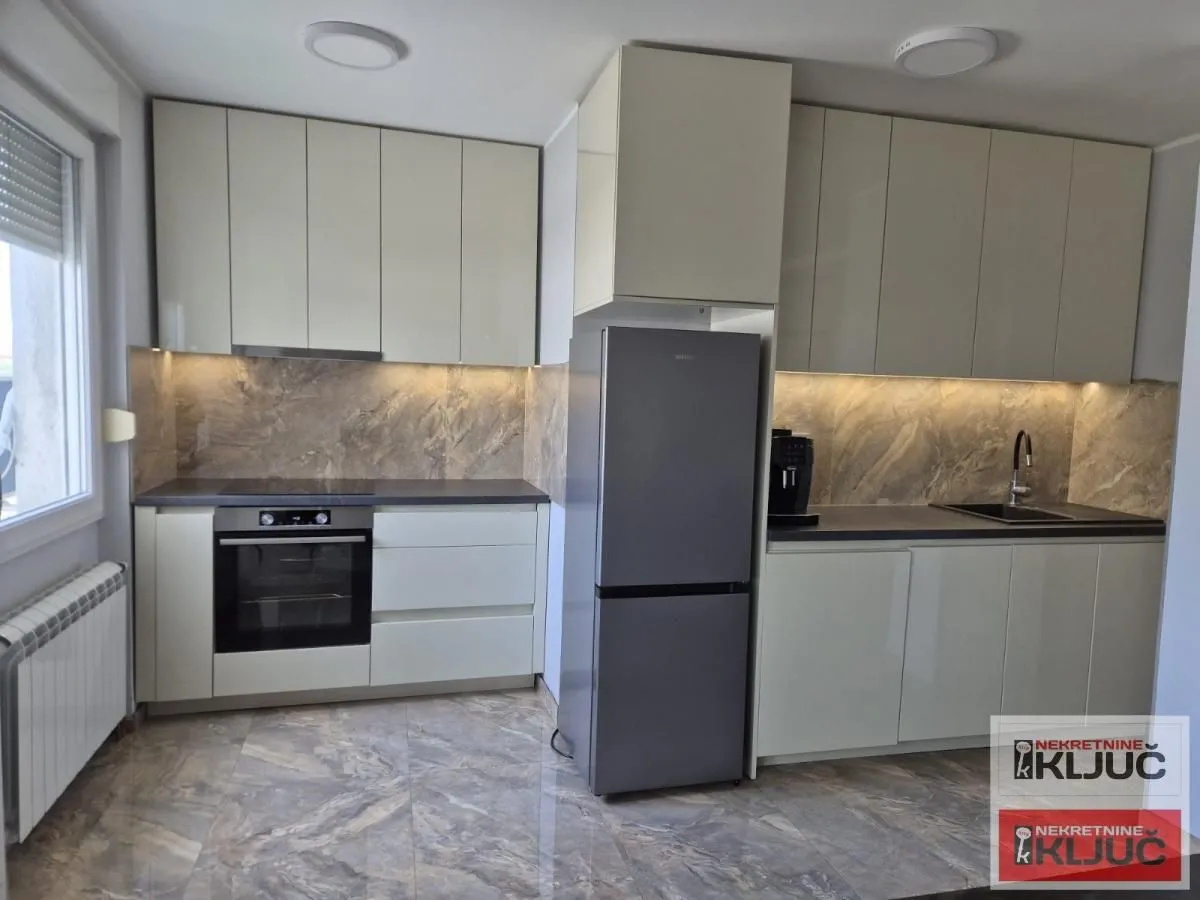 Prodaja, četvorosoban stan, 103m², Liman 2, Novi Sad Sve Podlokacije