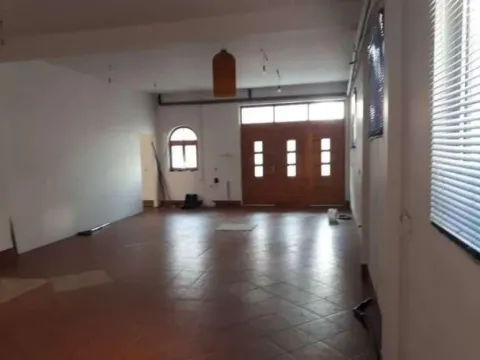 Rent, office space, 60m², Brace Jerković, Voždovac Sve Podlokacije - image 1