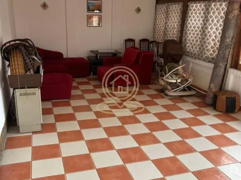 Izdavanje, trosoban stan, 70m², Čajkino brdo, Vrnjačka Banja - image 3