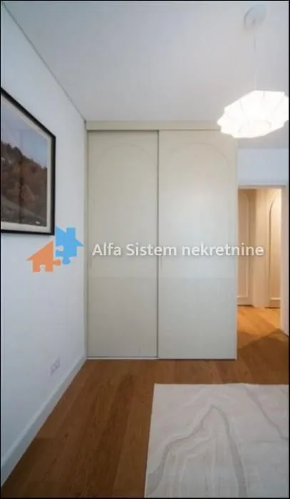 Rent, three bedroom apartment, 100m², Vračar Sve Podlokacije, Beograd