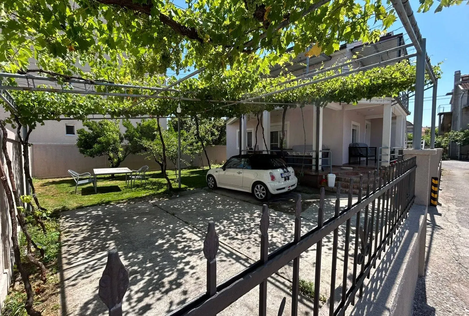 Rent, house, 120m², City Kvart, Podgorica