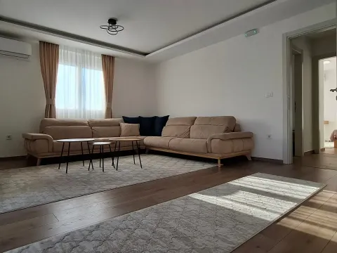 Rent, three bedroom apartment, 100m², Zagorič, Podgorica - image 4