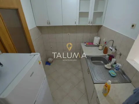 Prodaja, dvosoban stan, 141m², Stari Aerodrom, Podgorica - image 10