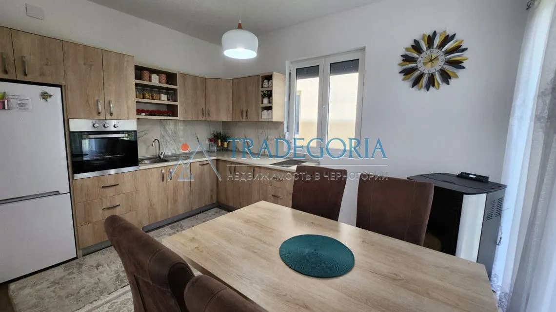 Prodaja, kuća, 194m², Bar, Crna Gora