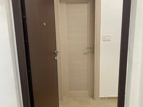 Prodaja, poslovni prostor, 58m², Preko Morače, Podgorica - image 4