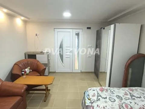 Prodaja, kuća, 56m², Novi Bečej, Zrenjanin - image 3