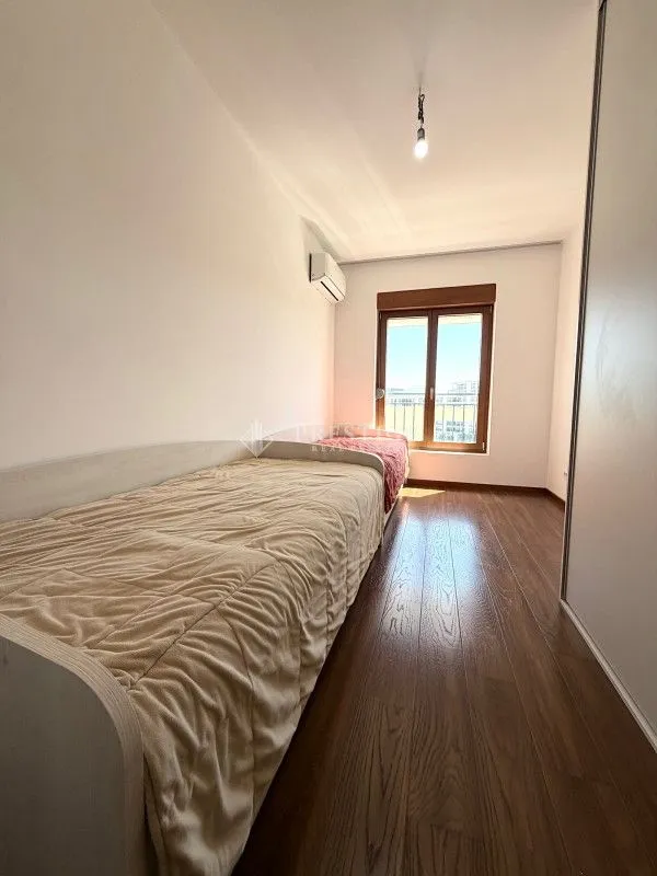 Rent, two bedroom apartment, 75m², Master Kvart, Podgorica