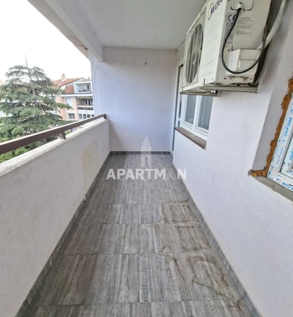 Prodaja, dvosoban stan, 76m², Zemun Meandri, Zemun Sve Podlokacije