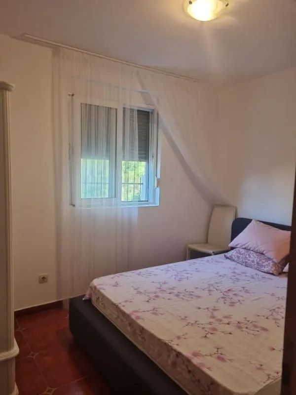 Sale, three bedroom apartment, 90m², Petrovac, Budva