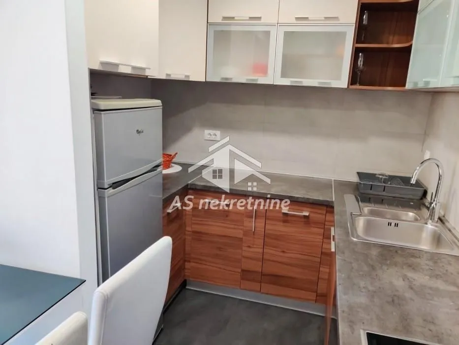 Rent, two bedroom apartment, 62m², Novi Beograd Blok 65, Novi Beograd Sve Podlokacije