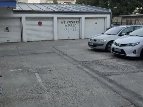 Sale, parking/garage, 17m², Centar, Novi Sad - image 2