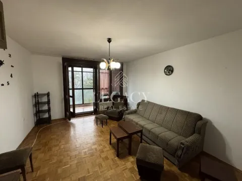 Izdavanje, četvorosoban stan, 89m², Petlovo Brdo, Beograd - image 3