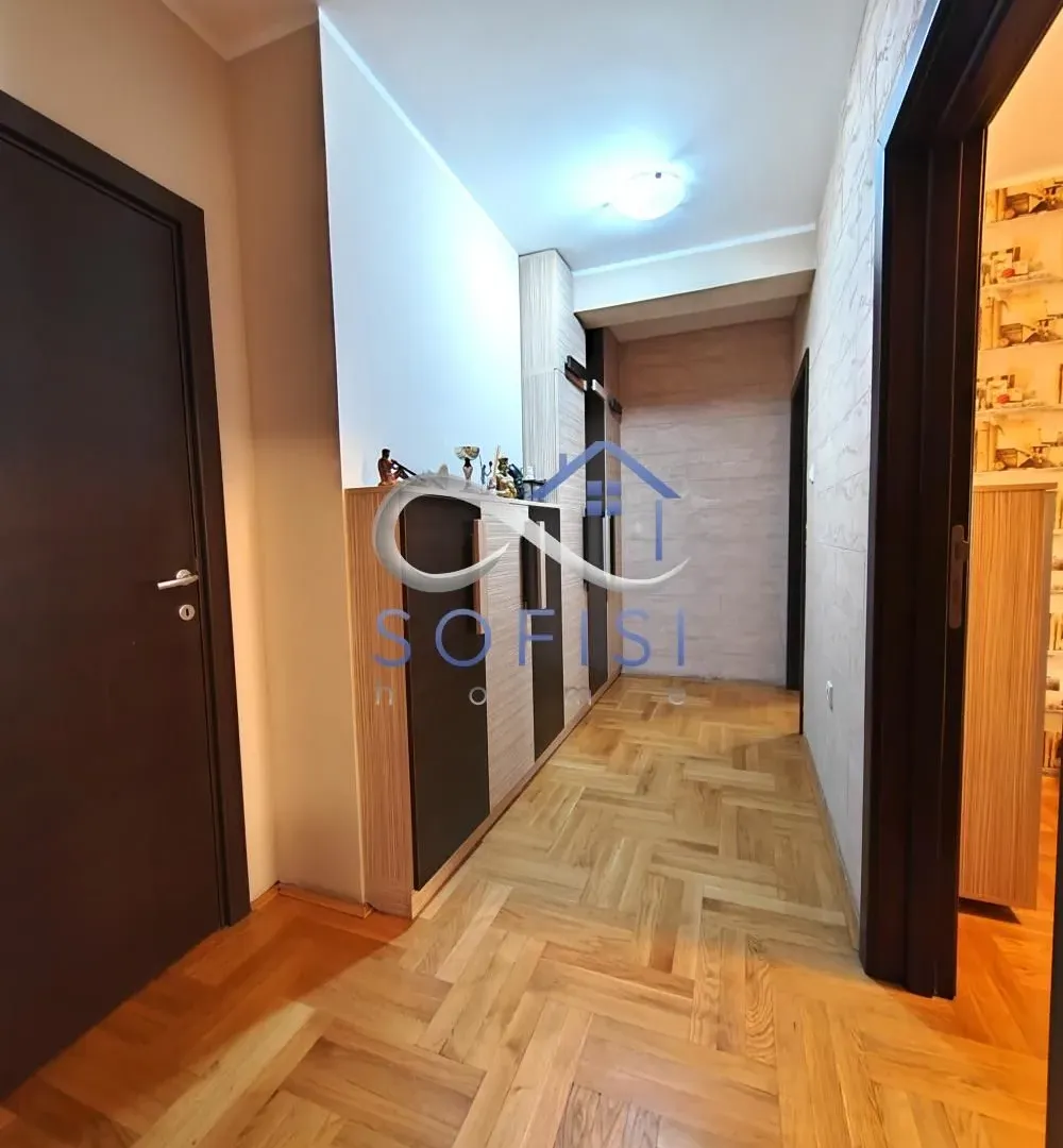 Prodaja, četvorosoban stan, 95m², Grbavica, Novi Sad Sve Podlokacije