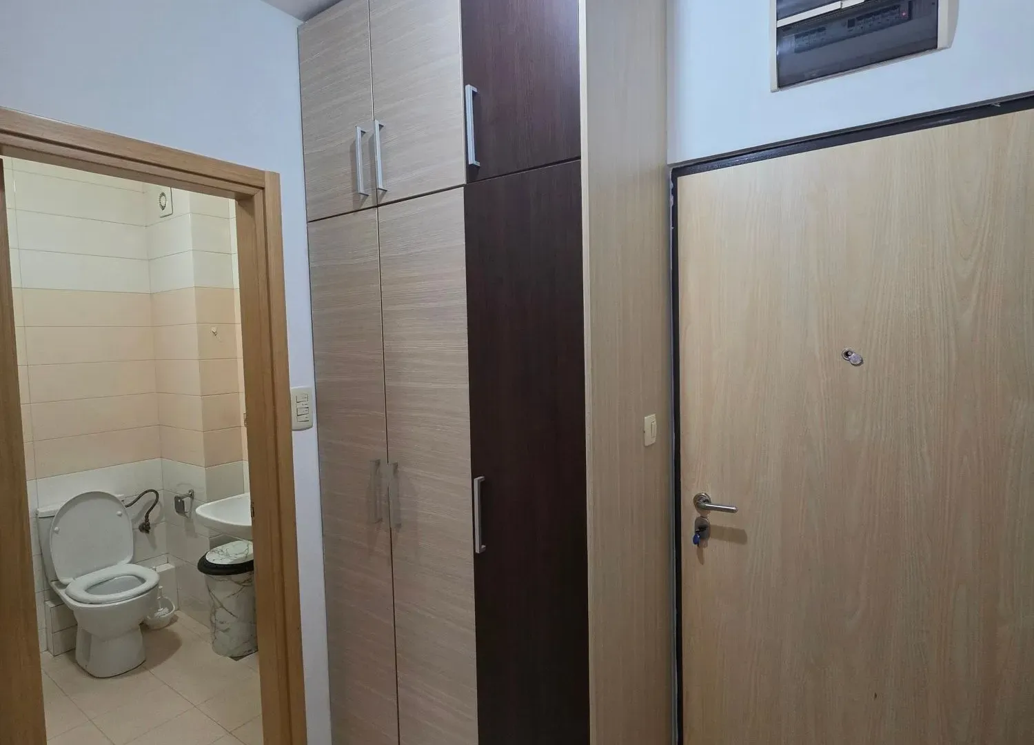 Izdavanje, dvosoban stan, 54m², Tuški Put, Podgorica