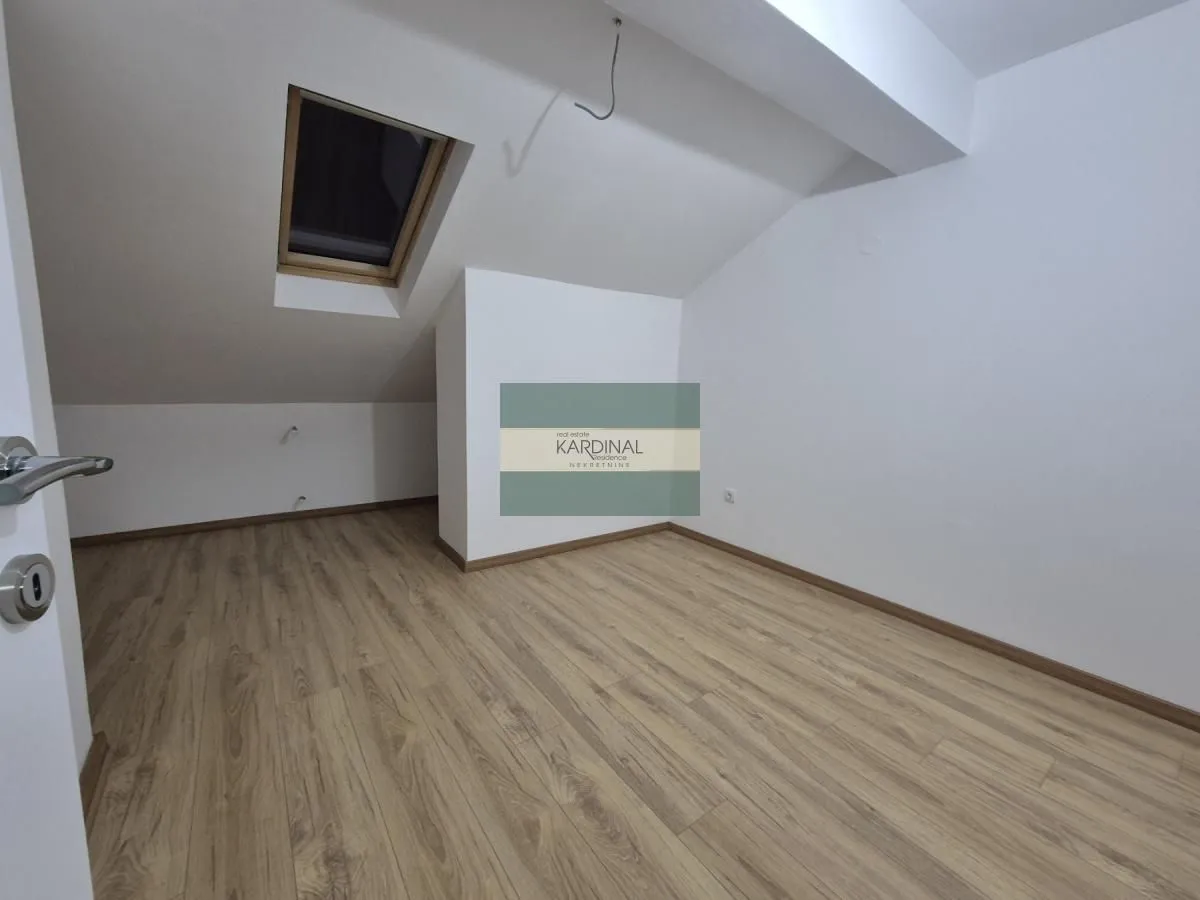 Prodaja, trosoban stan, 83m², Centar, Jagodina