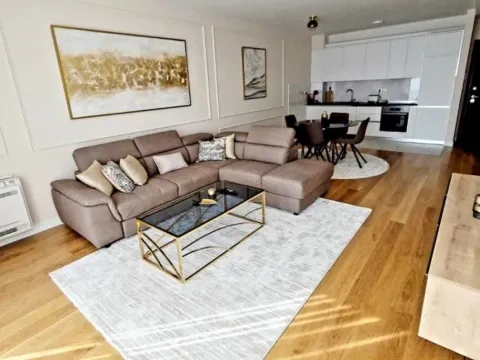 Izdavanje, jednosoban stan, 58m², Preko Morače, Podgorica