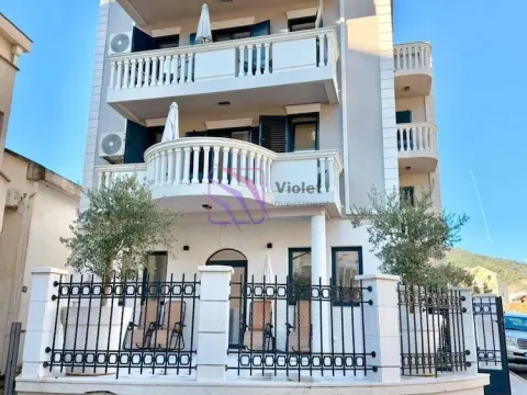 Izdavanje, ugostiteljski objekat, 440m², Adok, Budva - image 1