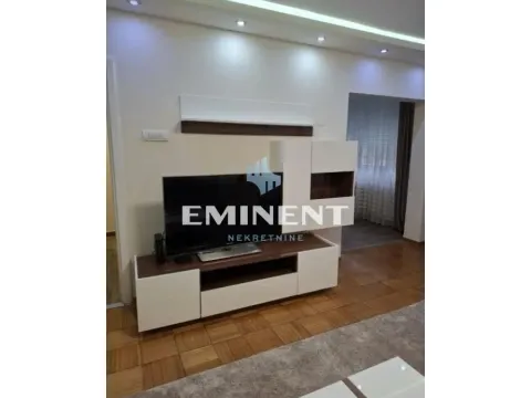 Rent, two bedroom apartment, 70m², Zvezdara Sve Podlokacije, Beograd - image 2