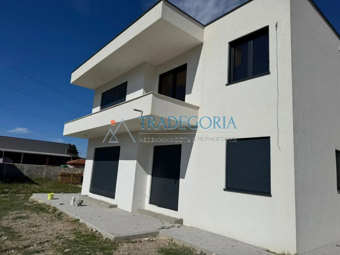 Prodaja, kuća, 196m², Bar, Crna Gora