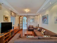 Izdavanje, kuća, 240m², Sveti Stefan, Budva - image 41