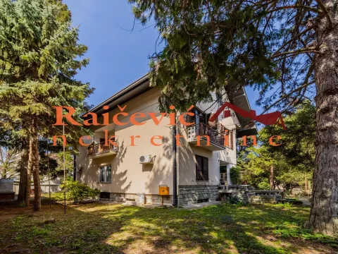 Prodaja, kuća, 400m², Savski Venac, Beograd - image 1