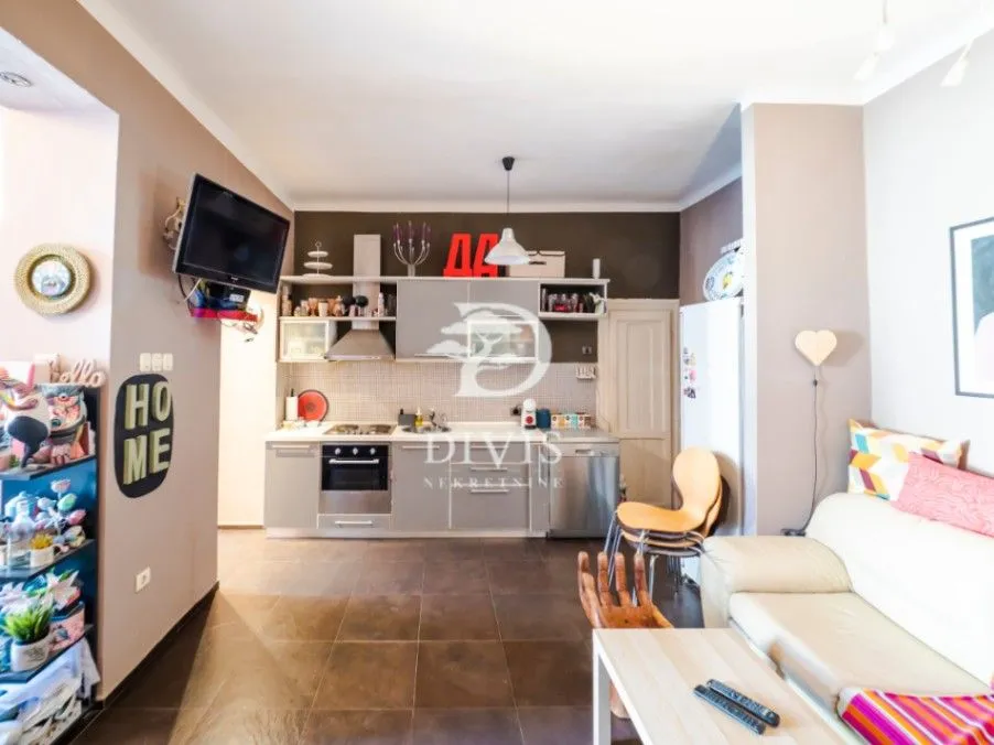 Prodaja, trosoban stan, 81m², Stari Grad, Beograd