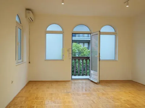 Rent, office space, 174m², Centar, Podgorica - image 4