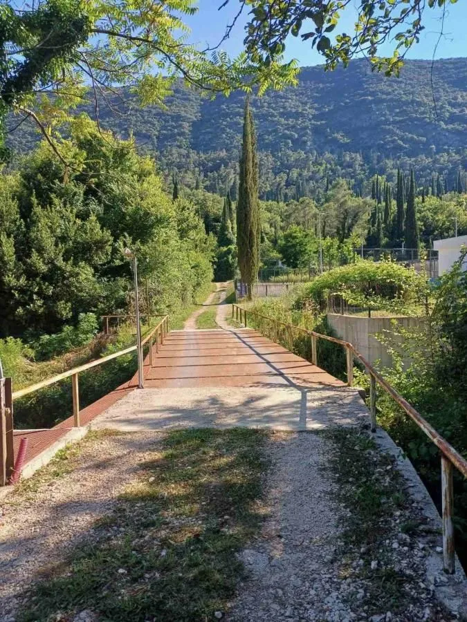 Prodaja, plac, 1600m², Sutorina, Herceg Novi